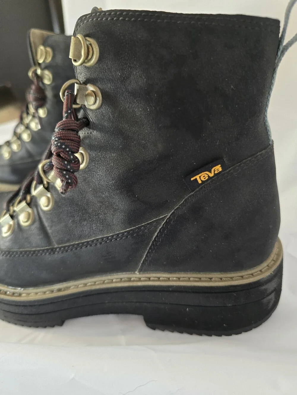 Teva Midform Black Leather Hiker Lace Up Boots Size 7 Hiking Outdoor Comfort